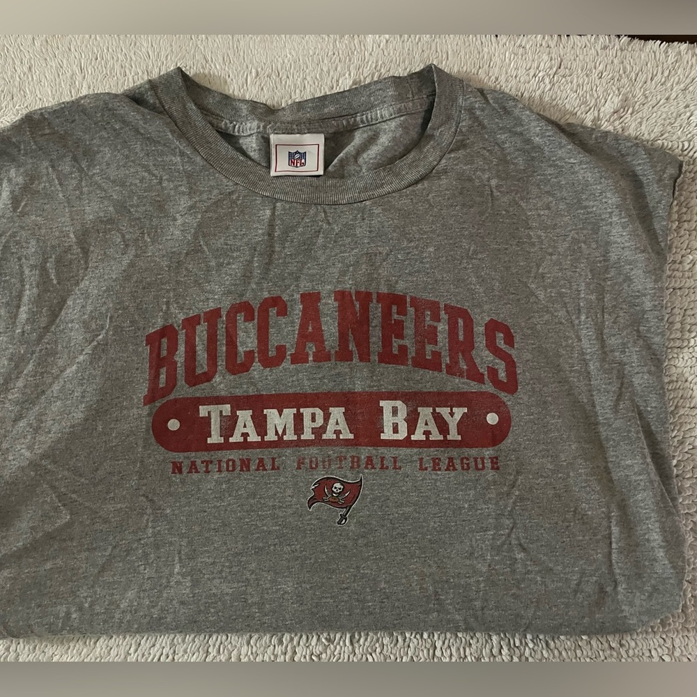 Buccaneers men’s xl tshirt— sleeves cut off